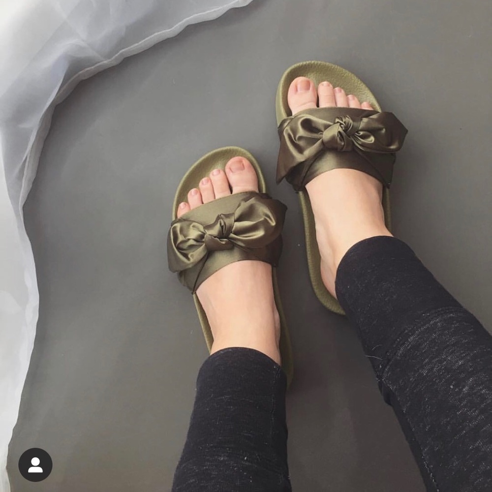 Fenty  Rihana puma collection slides